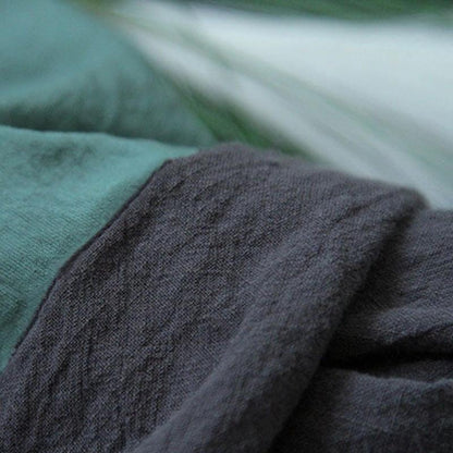Effortlessly Elegant Pants with a Timeless Design