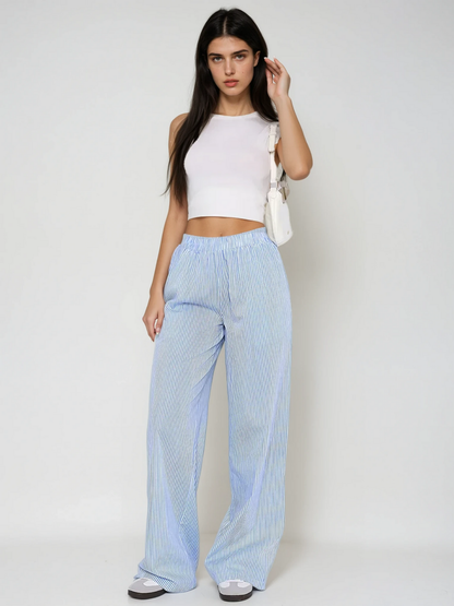 Well Tailored Pants with a Graceful Silhouette