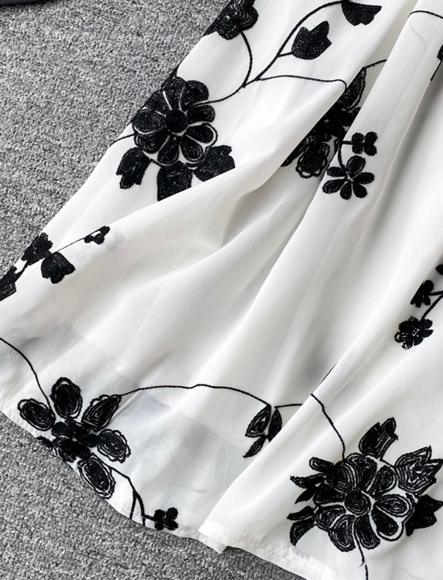Effortlessly Elegant Dress with a Timeless Design