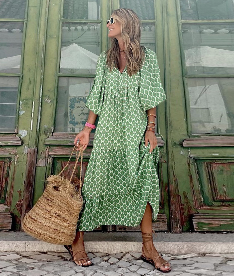 Gracefully Styled Dress for Any Occasion