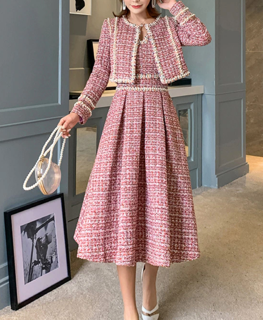 Gracefully Styled Jacket for Any Occasion