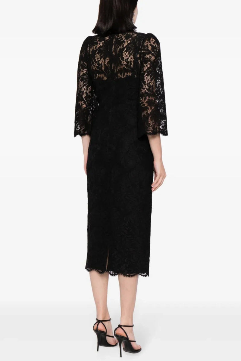 Sophisticated Dress with a Clean Classic Look