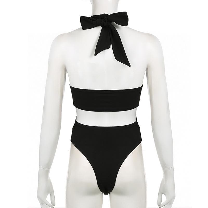 Sophisticated Garment with a Clean Classic Look