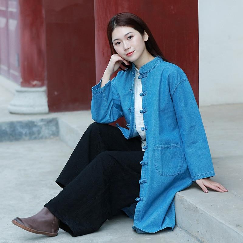 Well Tailored Cardigan with a Graceful Silhouette