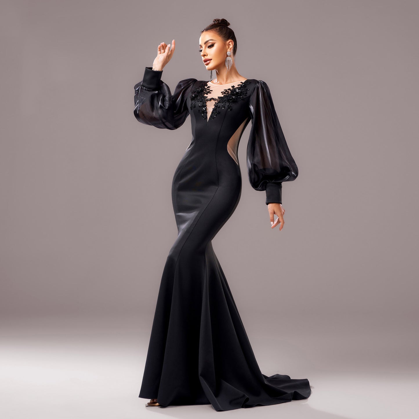 Classic Vintage Dress with a Flattering Fit
