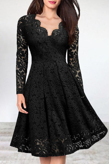 Beautifully Finished Dress in a Timeless Design
