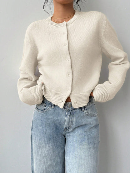 Gracefully Styled Cardigan for Any Occasion