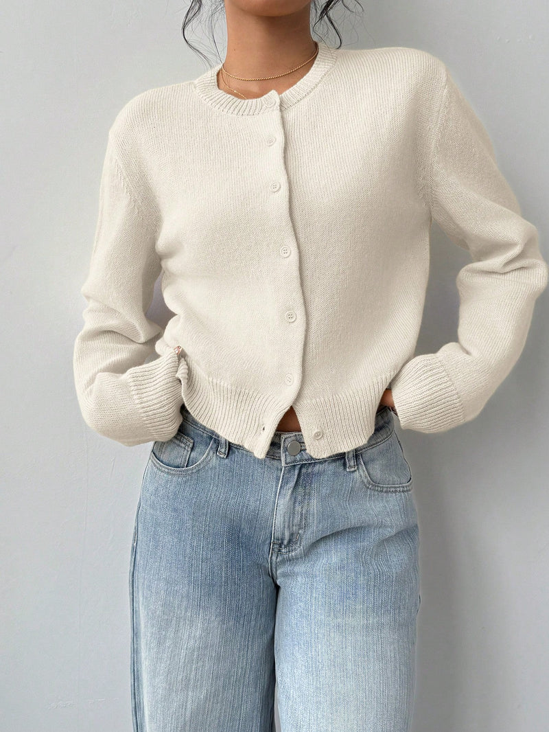 Gracefully Styled Cardigan for Any Occasion