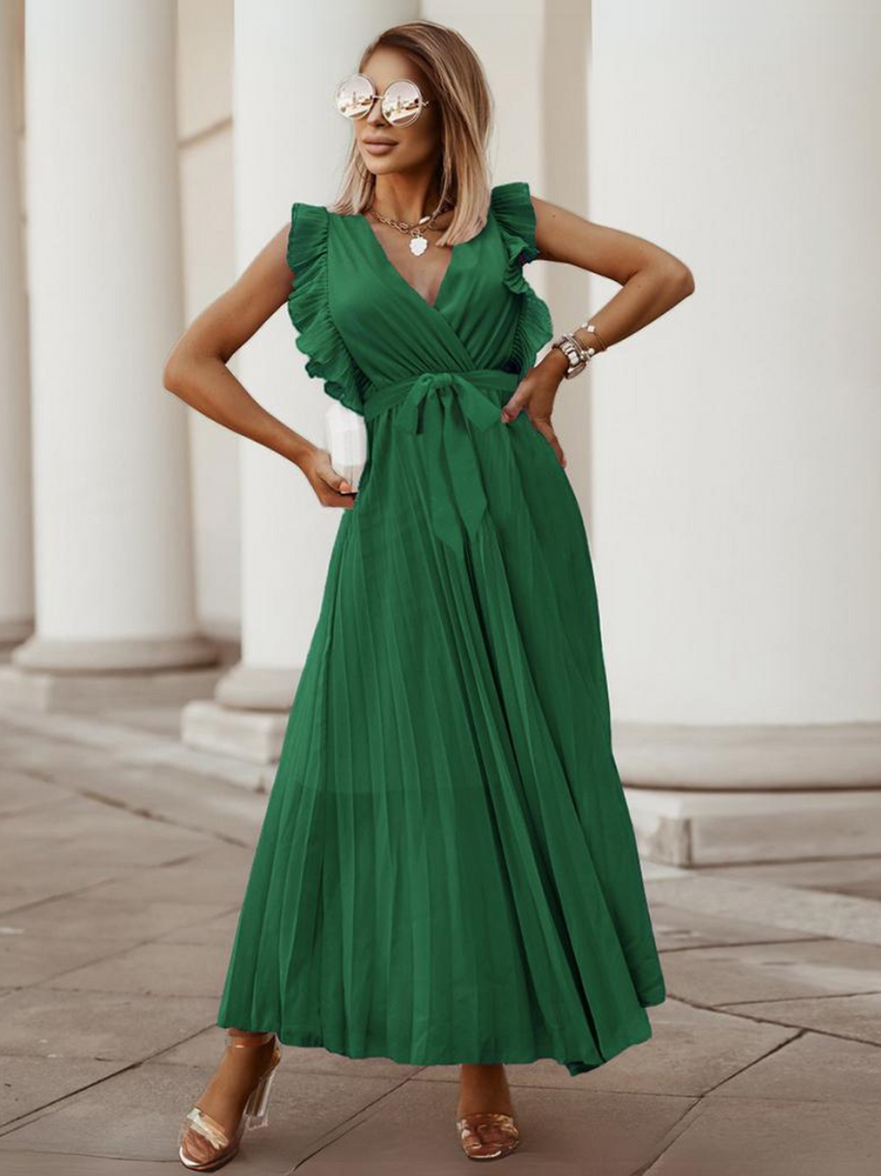 Effortlessly Elegant Dress with a Timeless Design