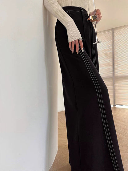 Sophisticated Pants with a Clean Classic Look