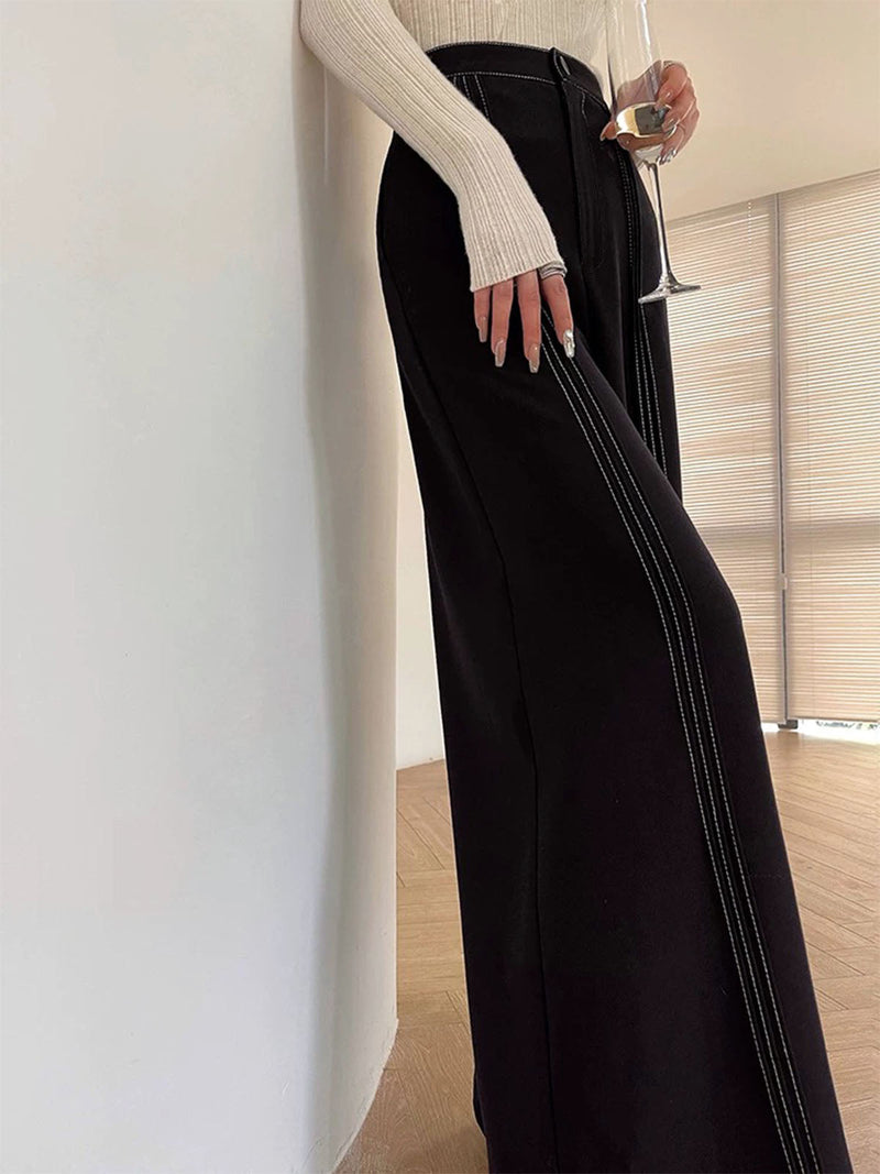 Sophisticated Pants with a Clean Classic Look