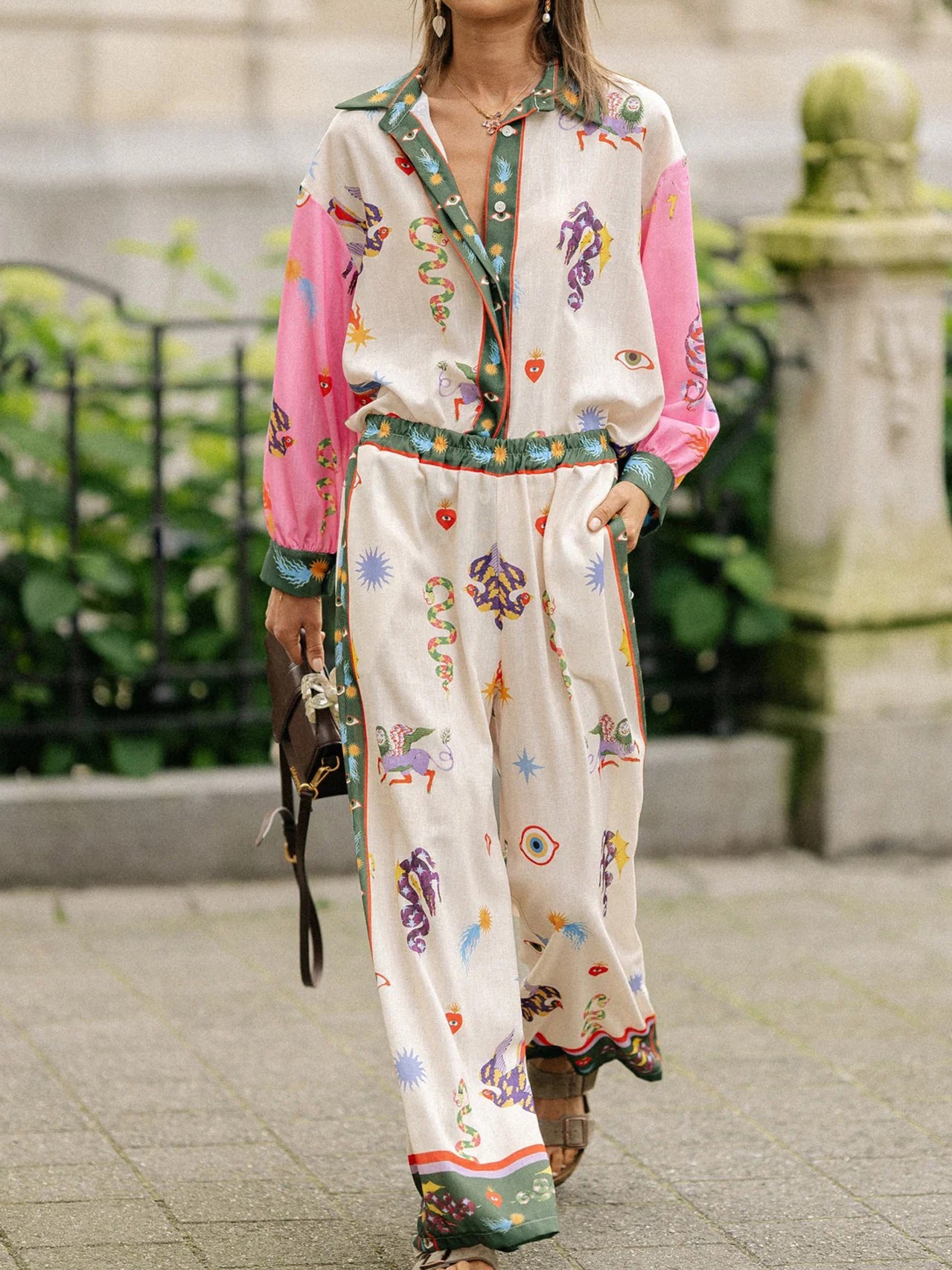 Elegantly Styled Pants for Everyday Wear