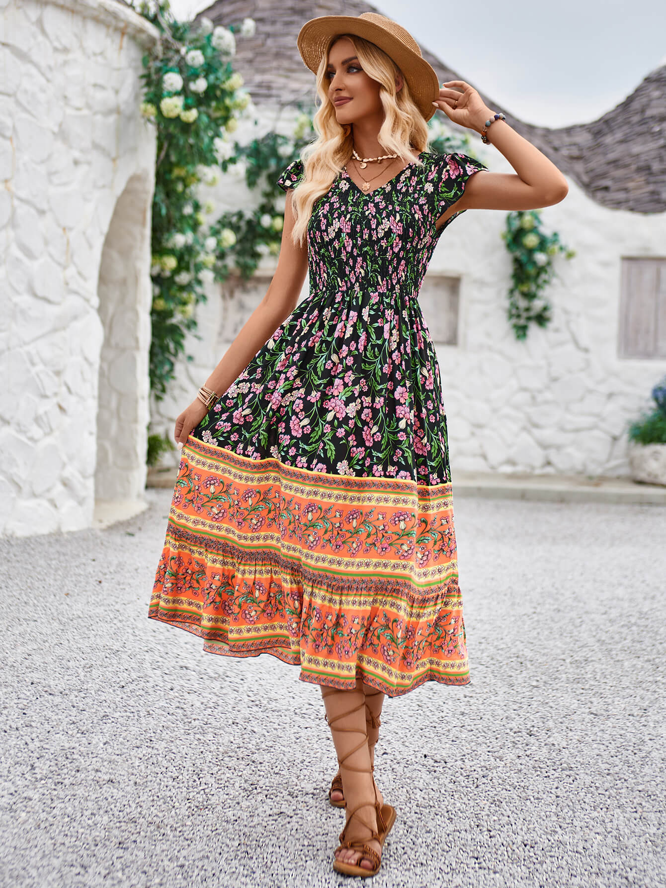 Classic Vintage Dress with a Flattering Fit