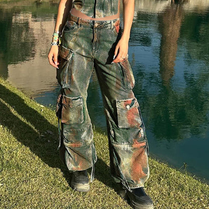 Elegantly Styled Trousers for Everyday Wear