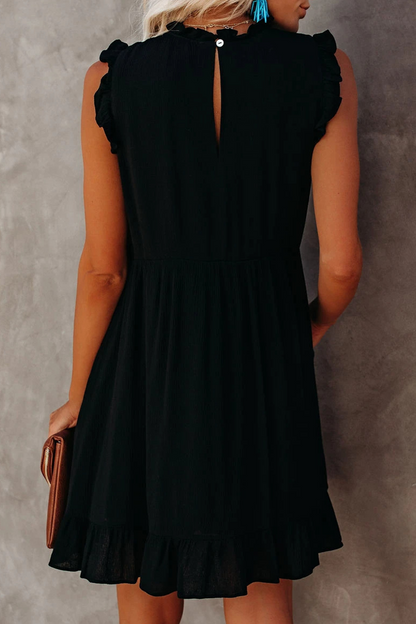 Effortlessly Elegant Dress with a Timeless Design