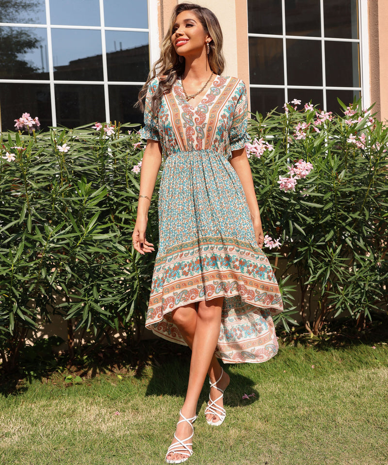 Classic Vintage & Enduringly Stylish Dress
