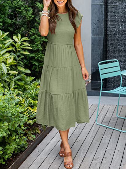 Sophisticated Dress with a Clean Classic Look