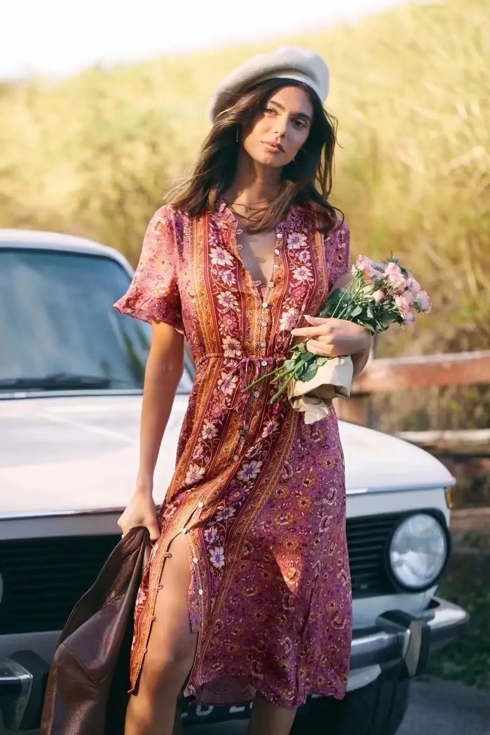 Classic Vintage Dress with a Flattering Fit
