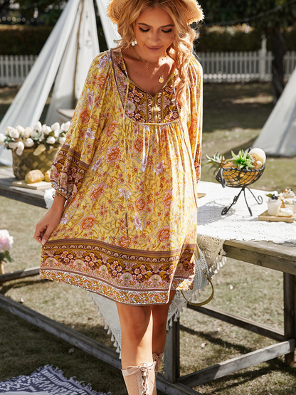 Effortlessly Elegant Dress with a Timeless Design