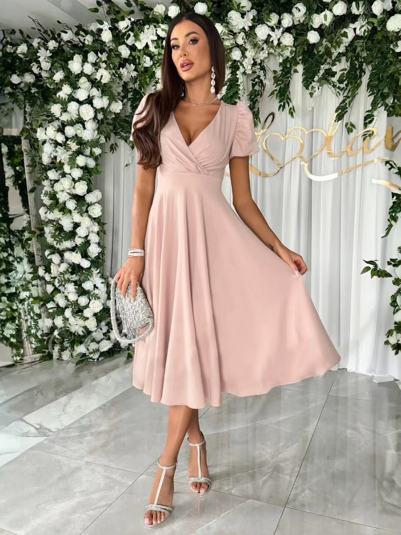 Beautifully Crafted Dress in a Classic Style
