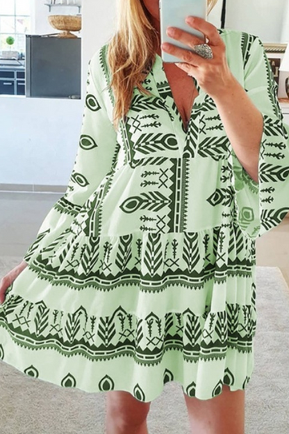 Classic Vintage Dress with a Flattering Fit