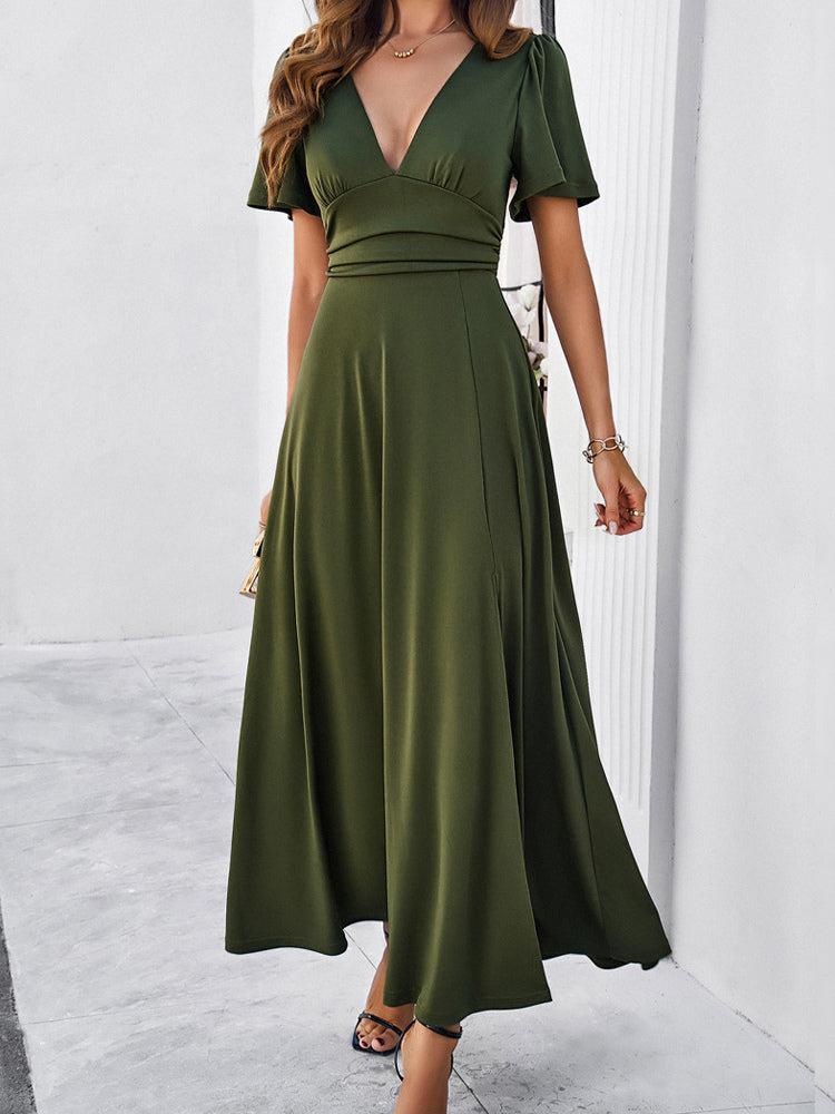 Gracefully Styled Dress for Any Occasion
