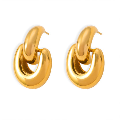 Romantic Gold Earring for Special Moments