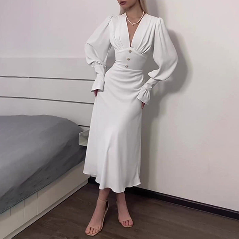 Sophisticated Dress with a Clean Classic Look