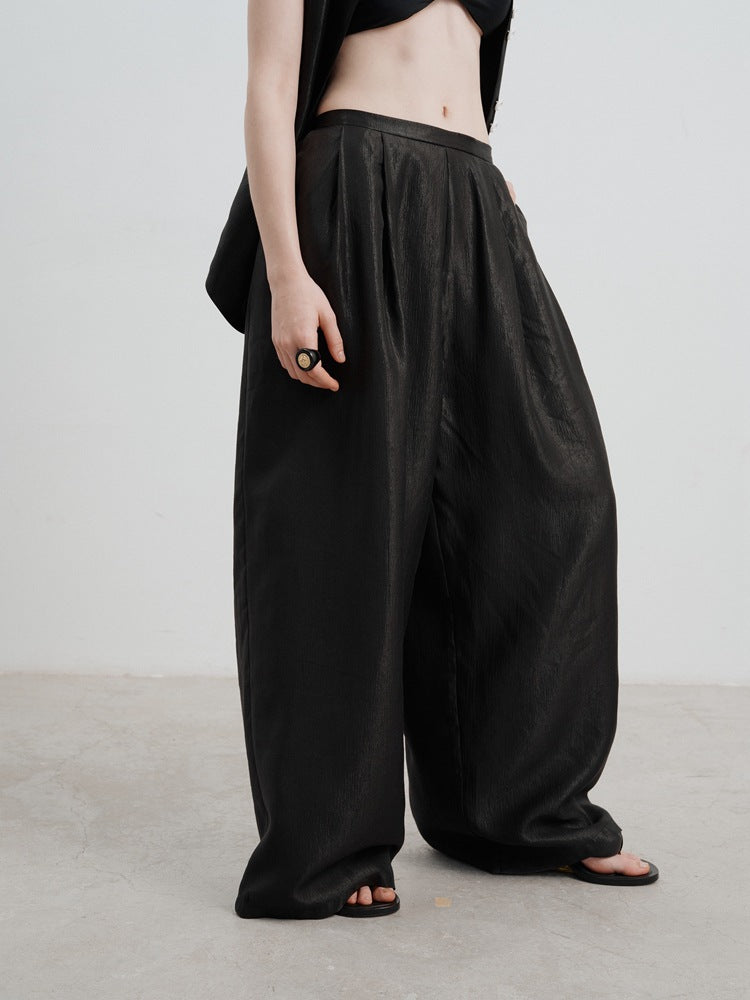 Sophisticated Pants with a Clean Classic Look