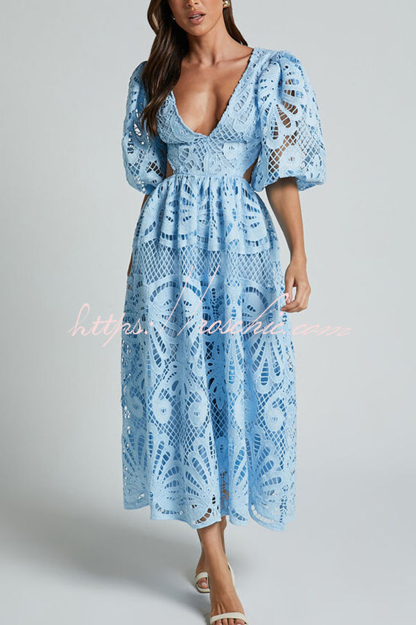 Classic Vintage & Enduringly Stylish Dress