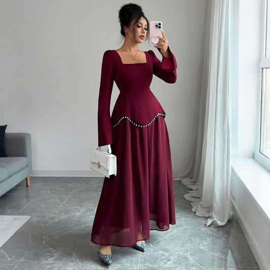 Effortlessly Elegant Dress with a Timeless Design