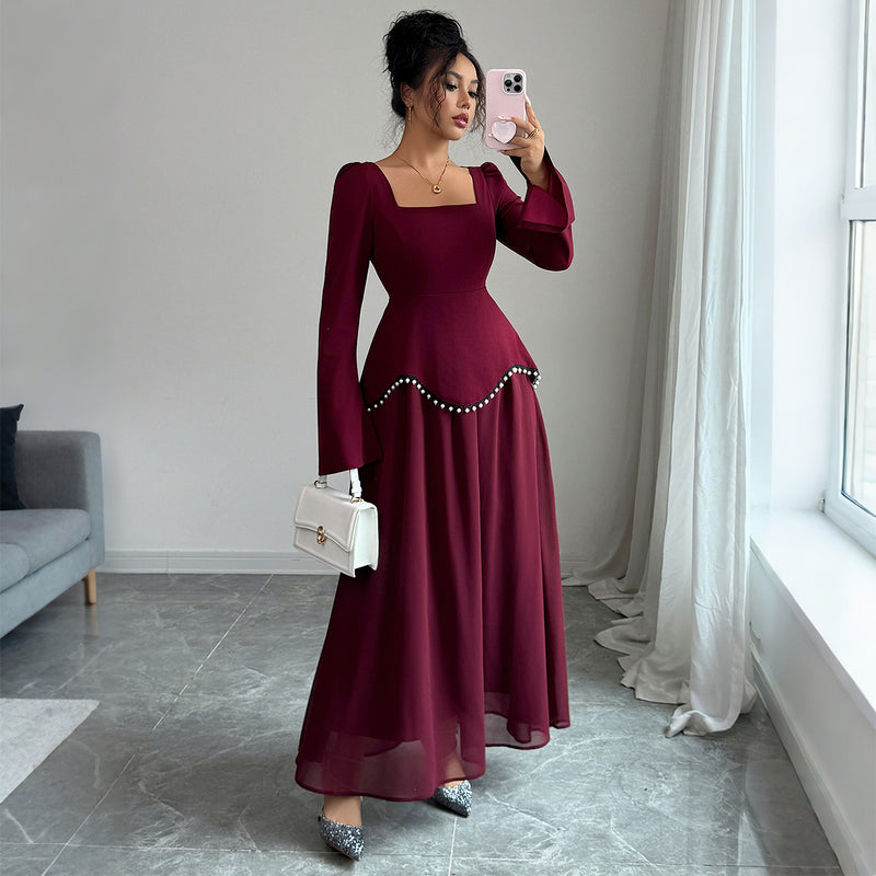 Effortlessly Elegant Dress with a Timeless Design