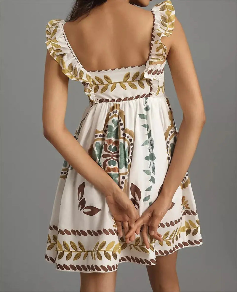 Classic Vintage Dress with a Flattering Fit