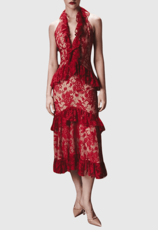 Well Tailored Dress with a Graceful Silhouette