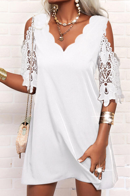 Classic Vintage Dress with a Flattering Fit