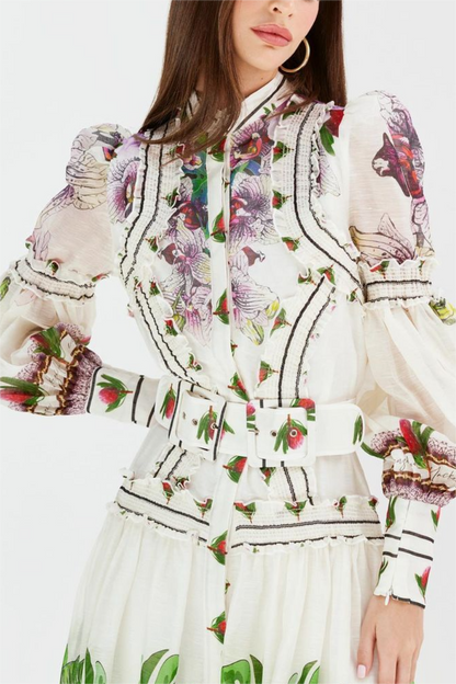 Effortlessly Elegant Dress with a Timeless Design