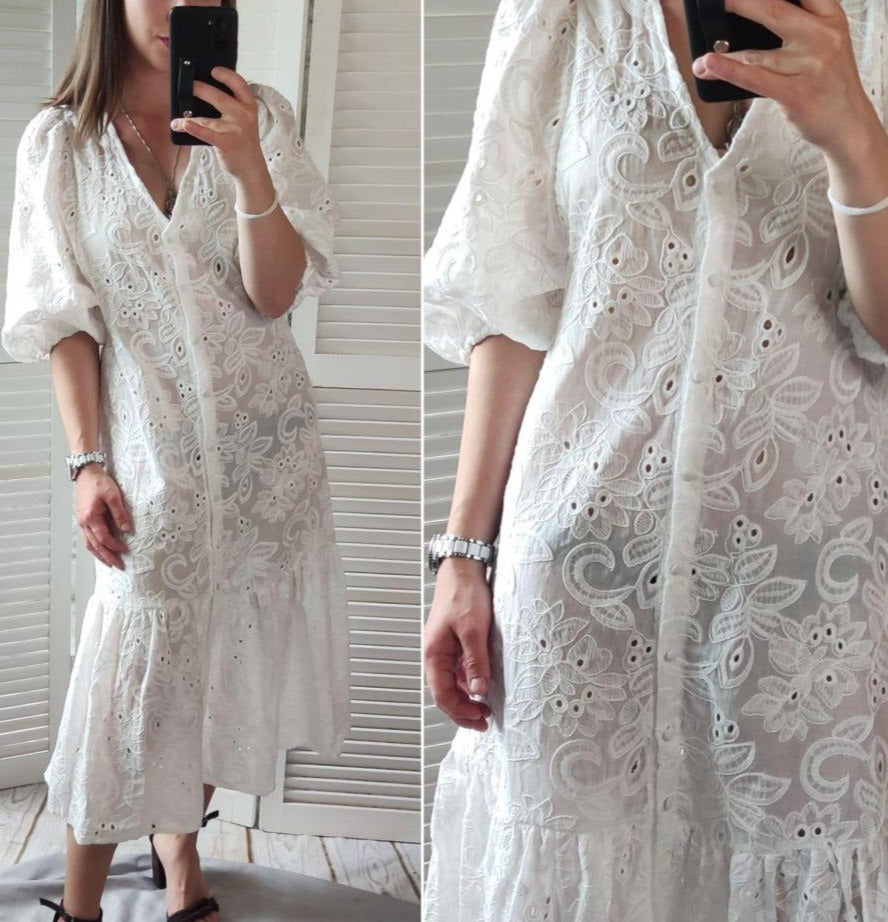 Beautifully Crafted Dress in a Classic Style