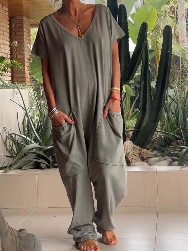 Effortlessly Elegant Garment with a Timeless Design
