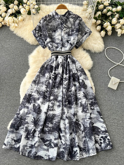 Sophisticated Dress with a Clean Classic Look