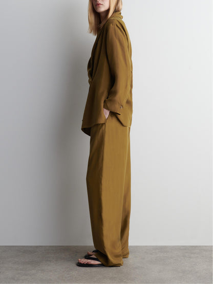A Vintage Style Pants with Delicate Timeless Details