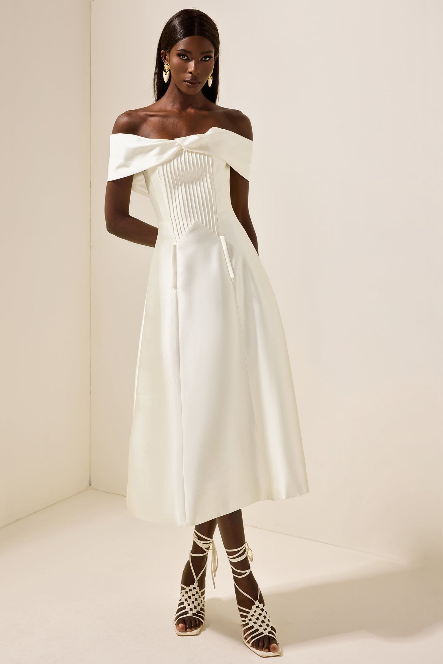 Polished Dress with an Effortless Classic Look