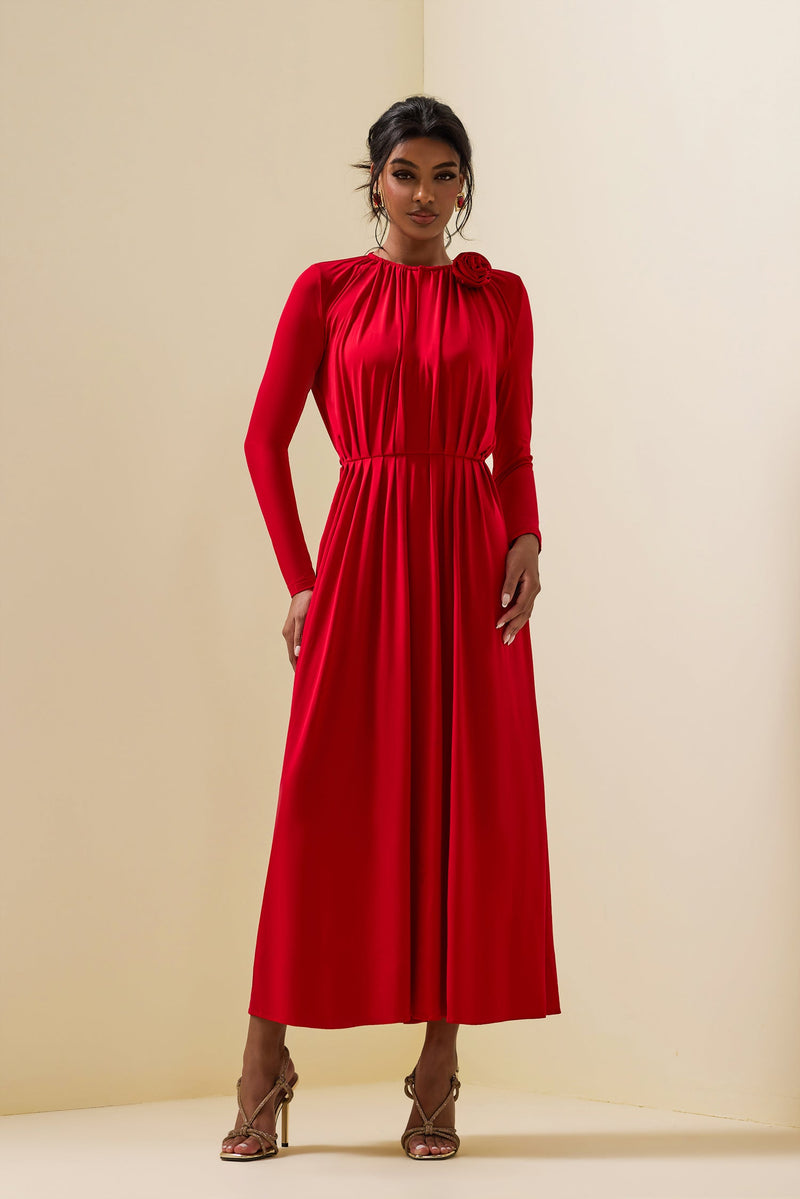 Beautifully Crafted Dress in a Classic Style