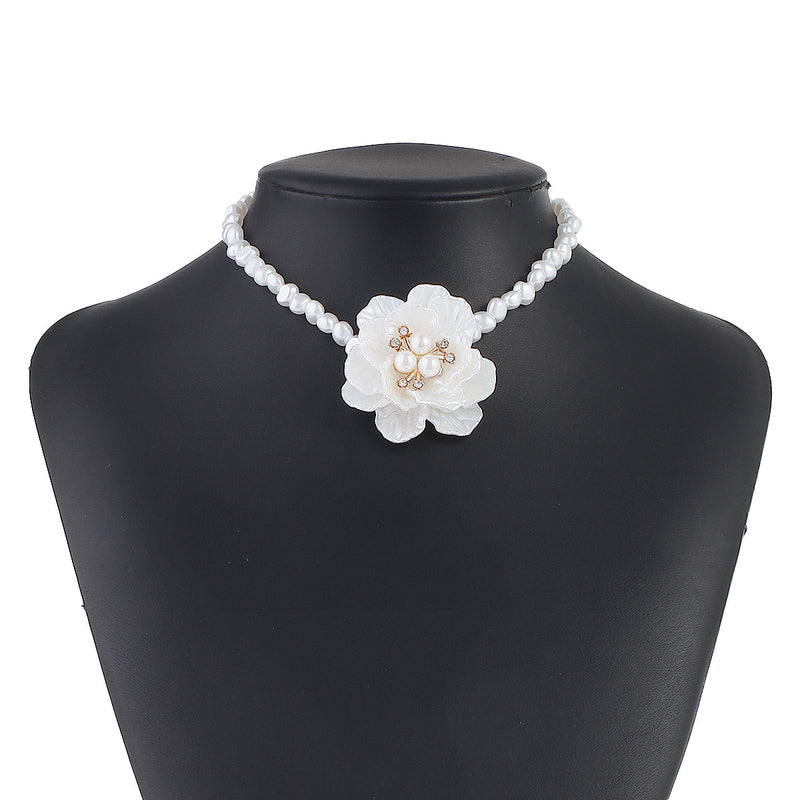 Stunning Pearl Necklace for Daily Wear
