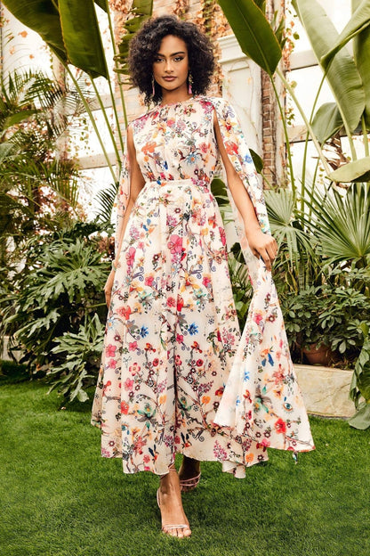 Well Tailored Dress with a Graceful Silhouette