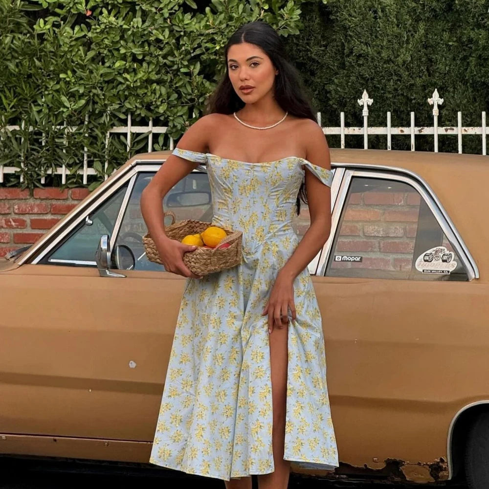 Classic Vintage & Enduringly Stylish Dress