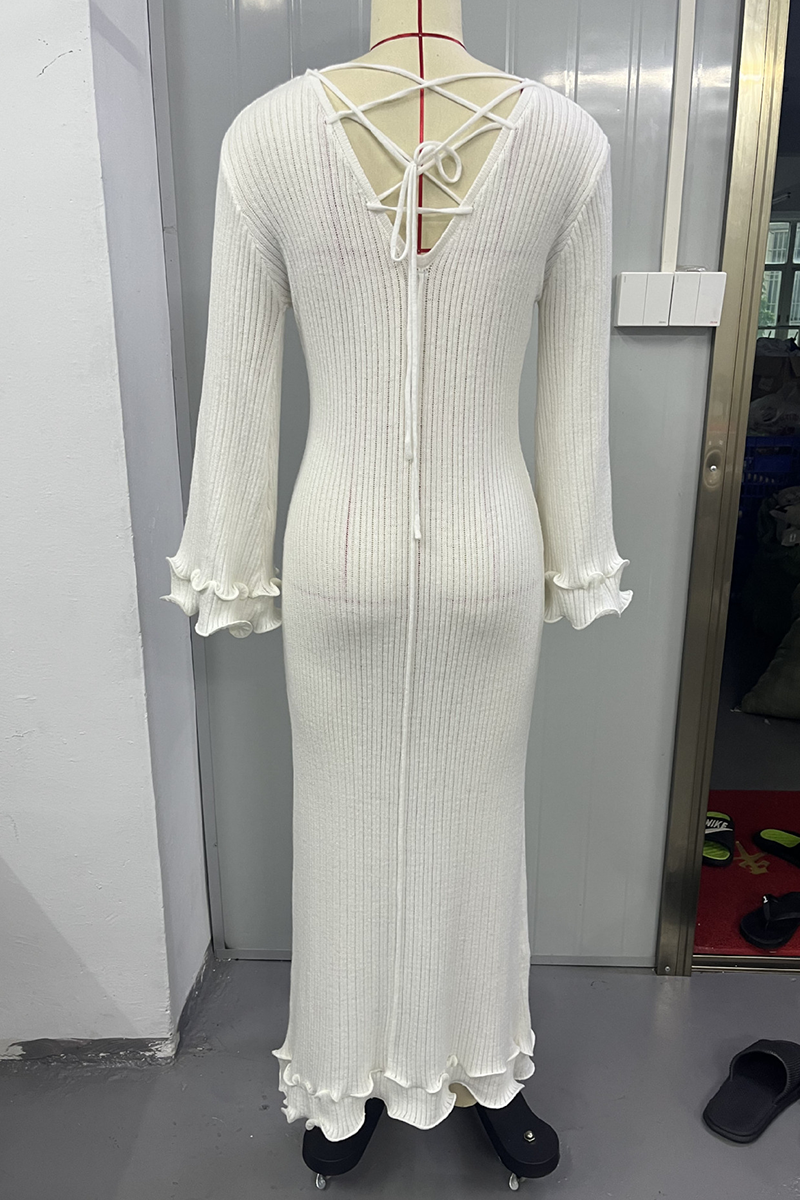 Effortlessly Elegant Dress with a Timeless Design