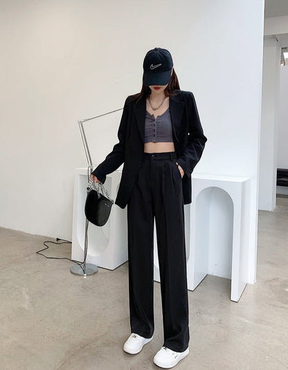 Gracefully Styled Pants for Any Occasion