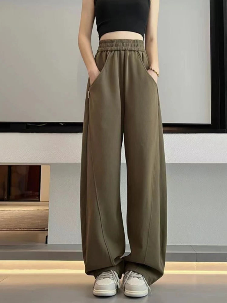 Polished Pants with an Effortless Classic Look