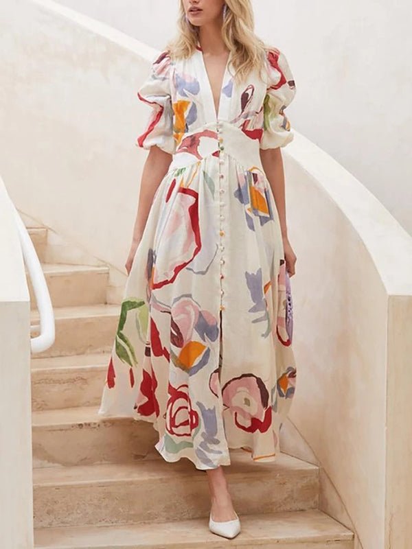 Beautifully Finished Dress in a Timeless Design