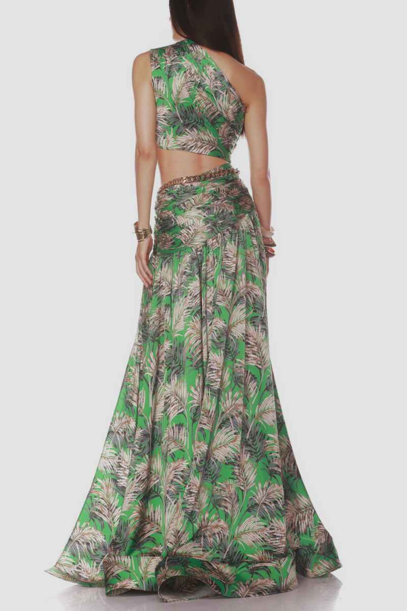 Beautifully Finished Garment in a Timeless Design